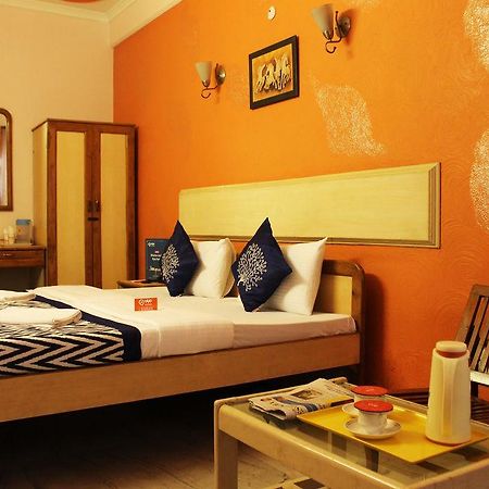 Oyo Rooms Noida Sector 12 Buitenkant foto