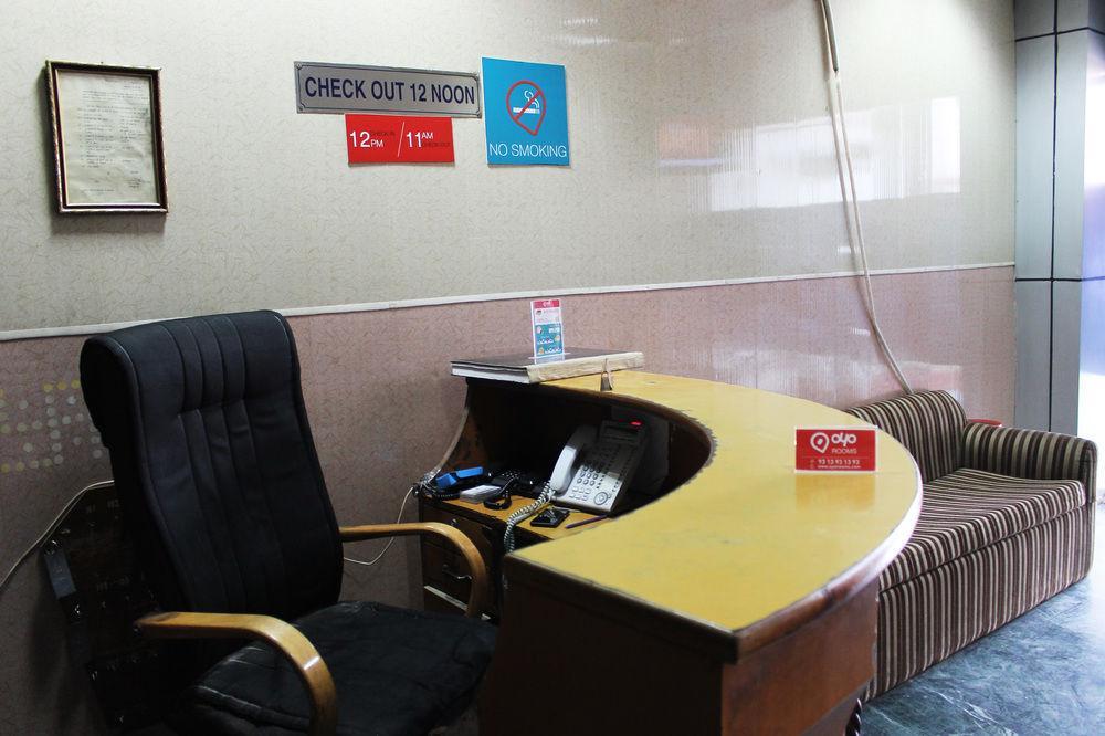 Oyo Rooms Noida Sector 12 Buitenkant foto